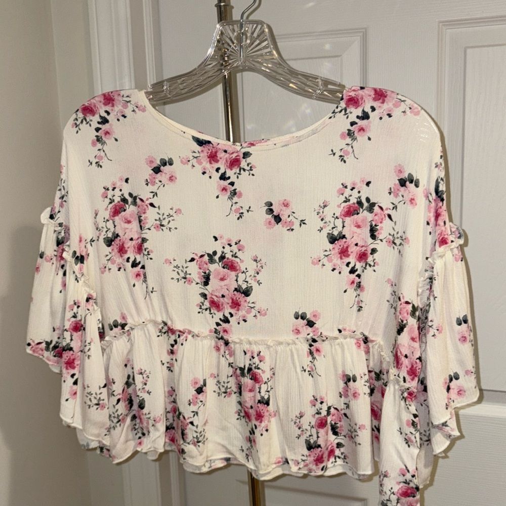 NWT Francesca’s Floral Girls Swing Blouse Size 10